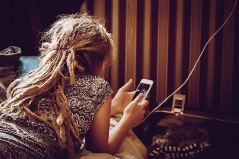 Smartphone Health: SAR Ratings and How to Protect Yourself