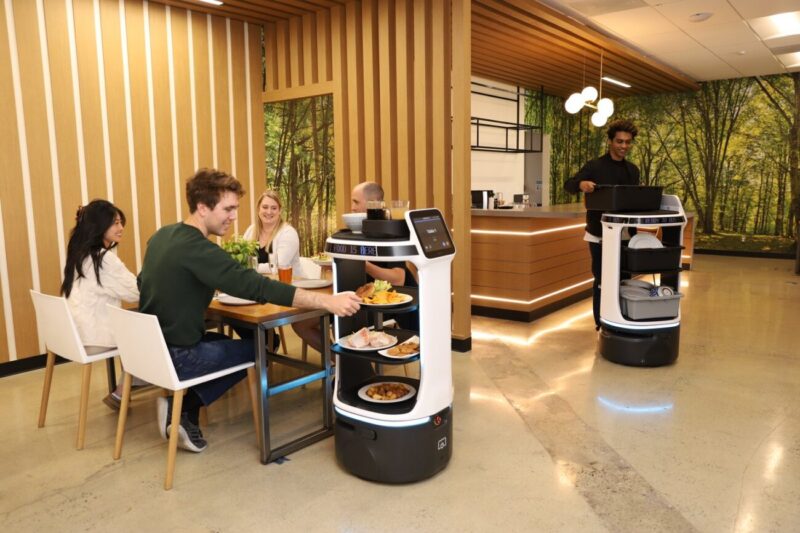 Robots Instead of Waiters? Here’s How Automation Is Coming to Bulgaria